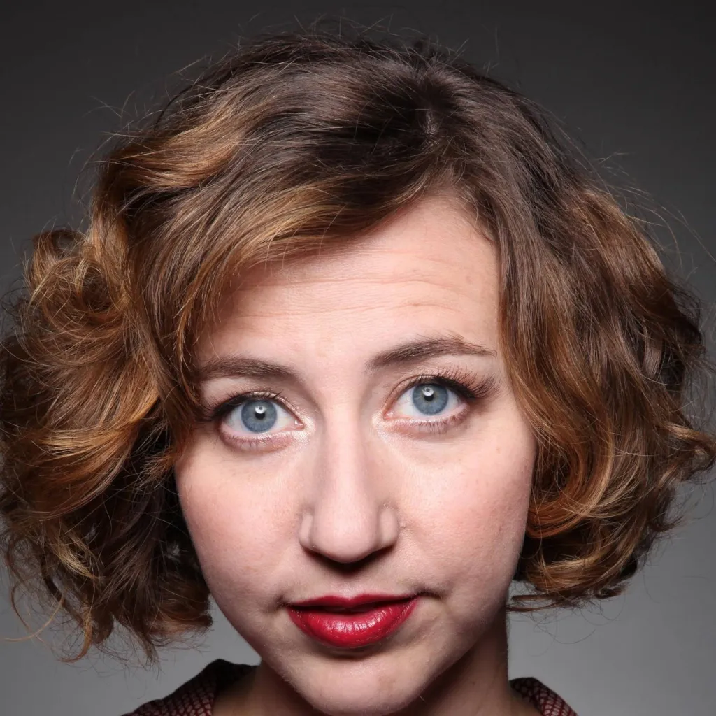 chat with ai character: Kristen Schaal
