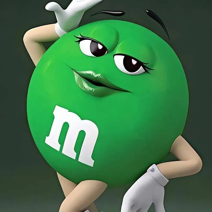 chat with ai character: Ms green