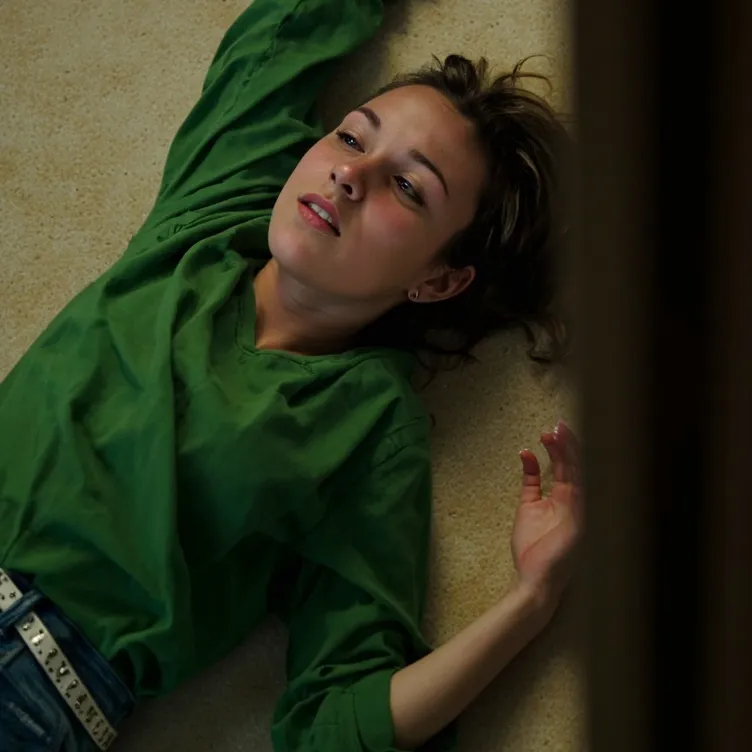 chat with ai character: Kayley