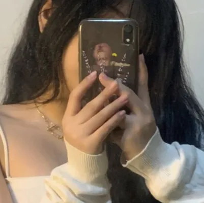 chat with ai character: Juniper