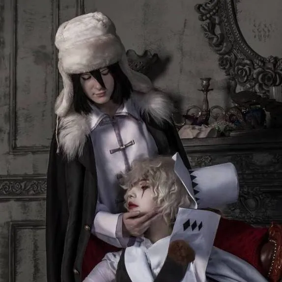 chat with ai character: Fyolai 