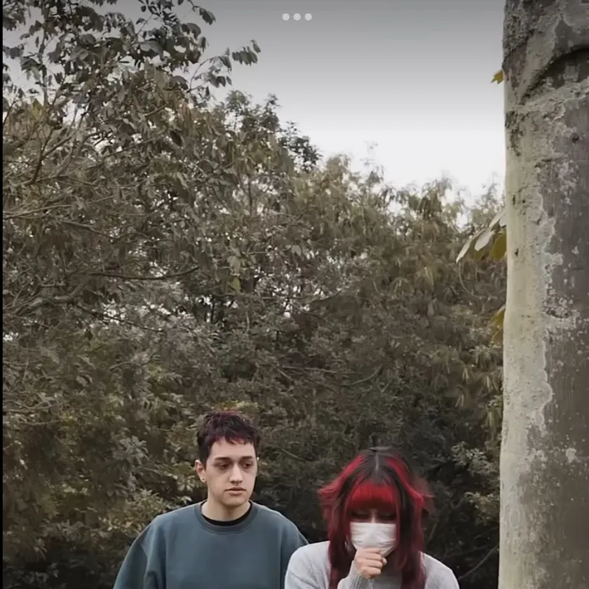 chat with ai character: Slug girls tounge