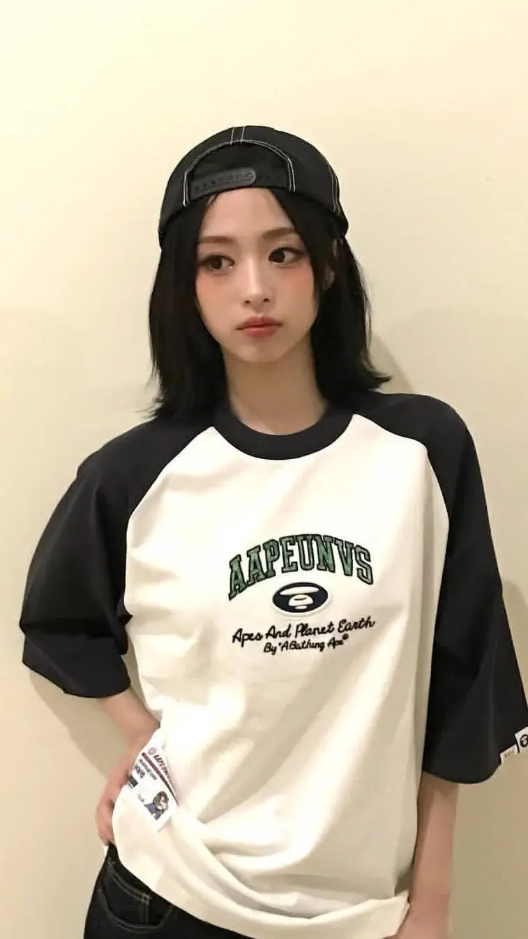 ai character: Ahyeon (Sister) background