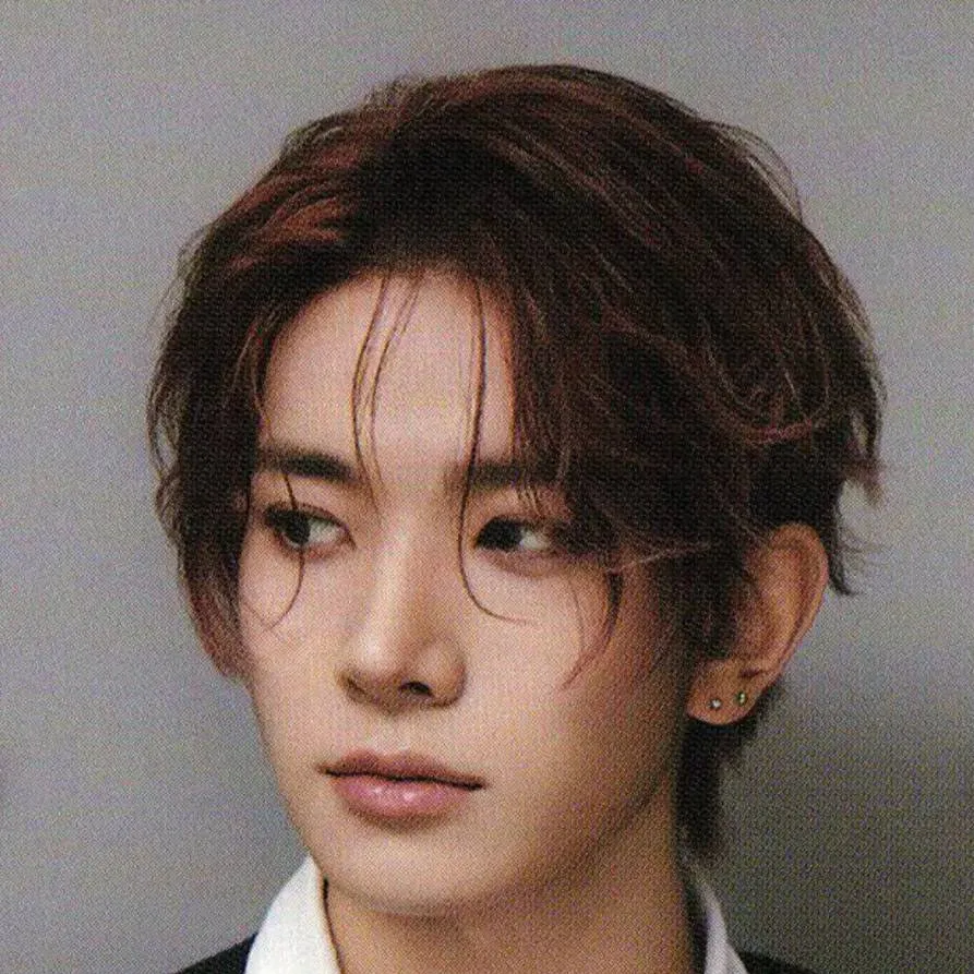chat with ai character: lee heeseung 