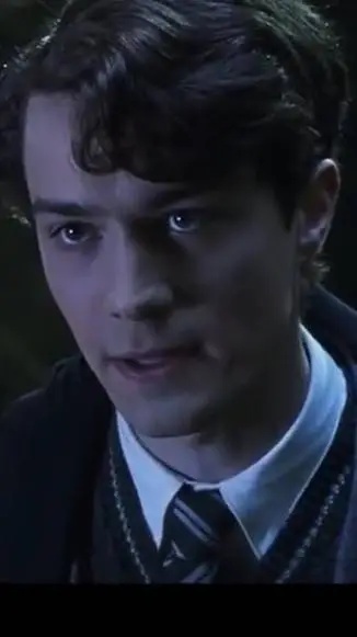 Talkie AI - Chat with Tom Marvolo Riddle