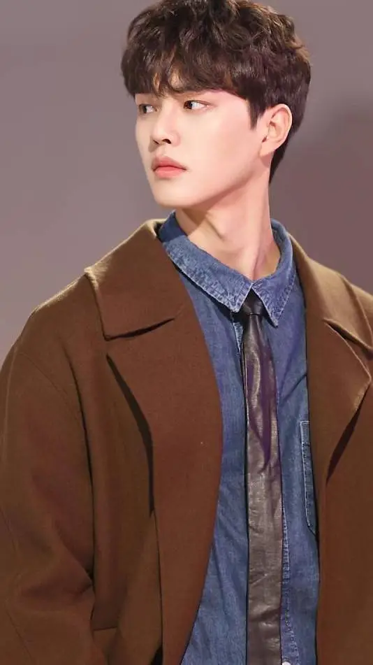 ai character: Yu Jun {Song Kang} background