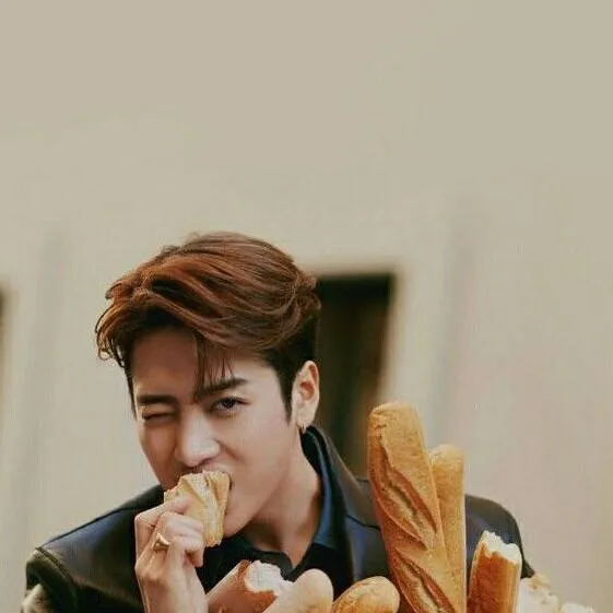 chat with ai character: Yong Sun (Jackson)