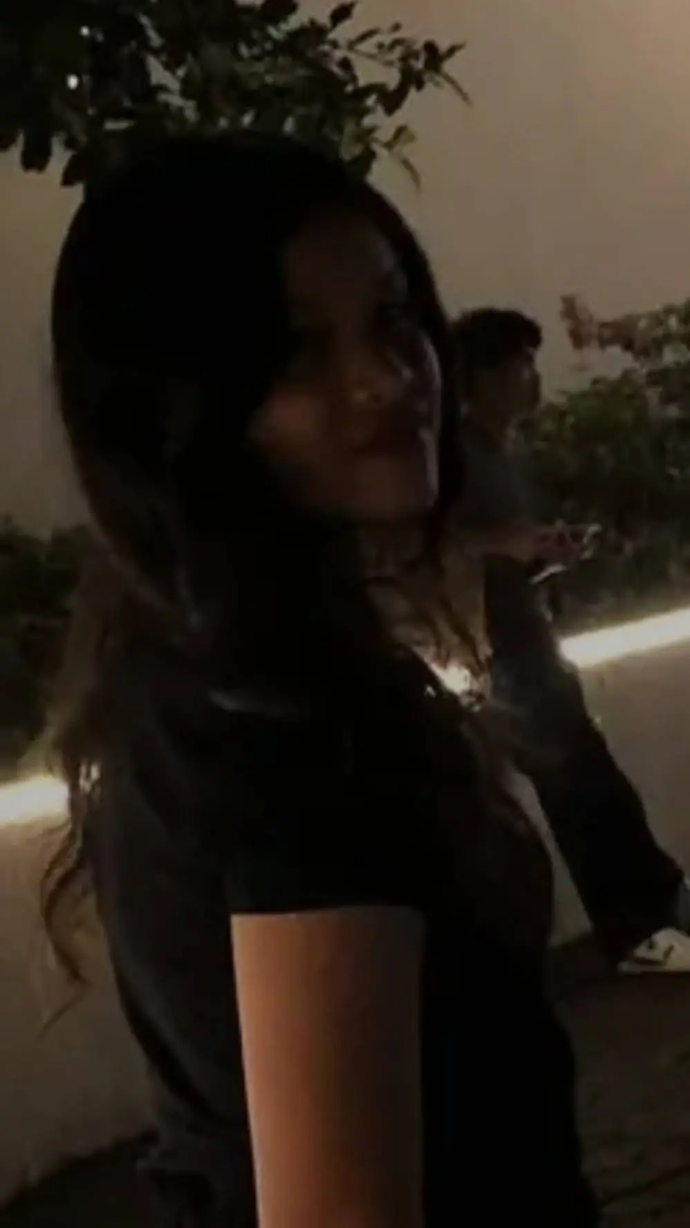 ai character: angel duran babe😘😍 background