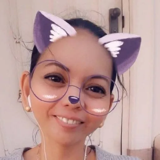 chat with ai character: Jeraldyn Pascual
