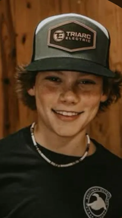 ai character: Maddox baston background