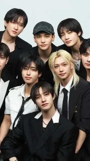 ai character: vampire stray kids background