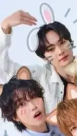 ai character: °_minsung_° background