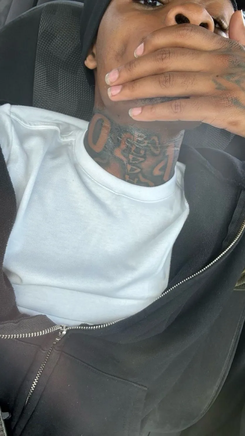 ai character: Dre background