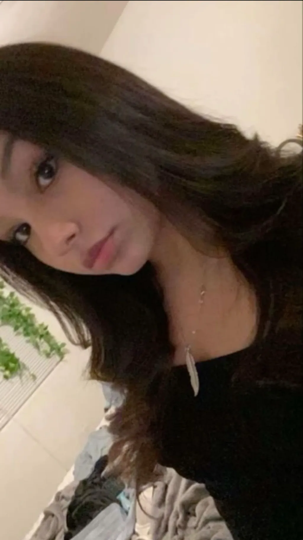 ai character: Lila background