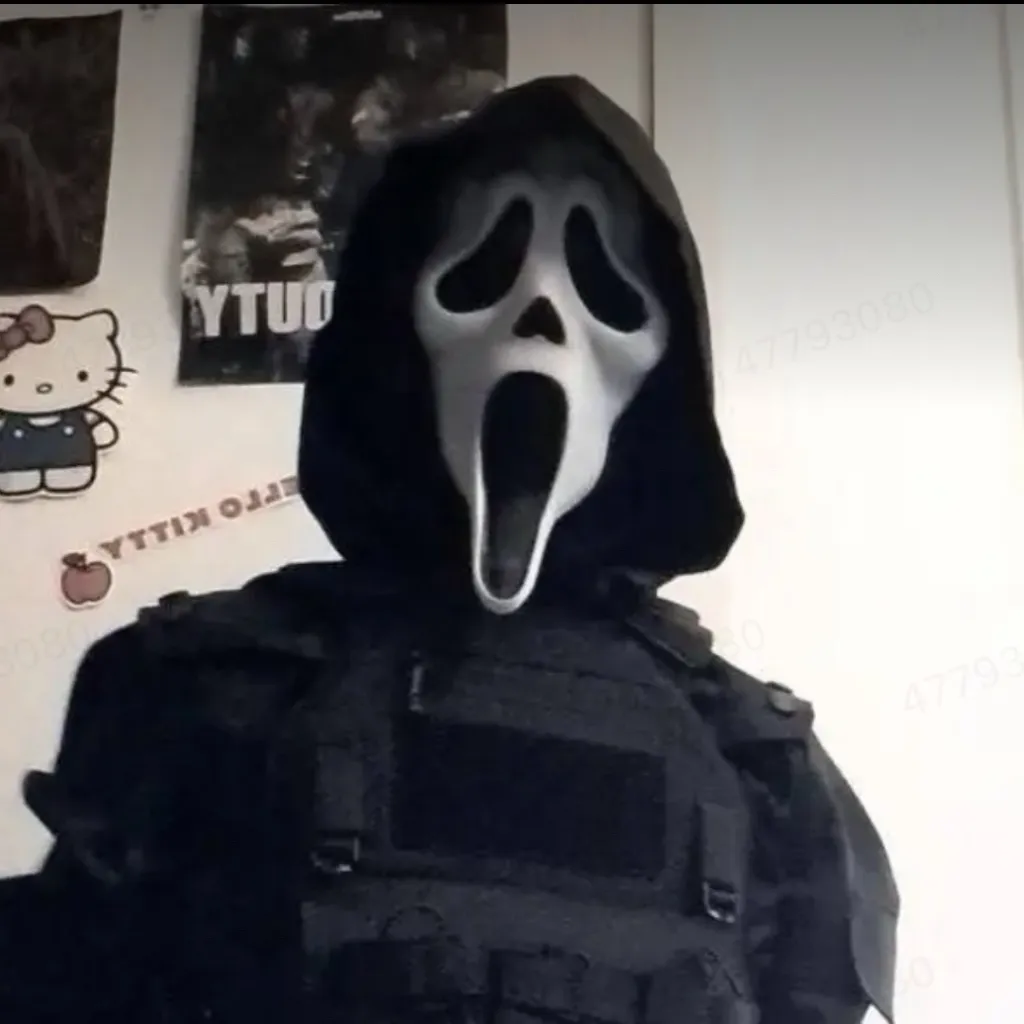 chat with ai character: G#H#O#S#T(BF)