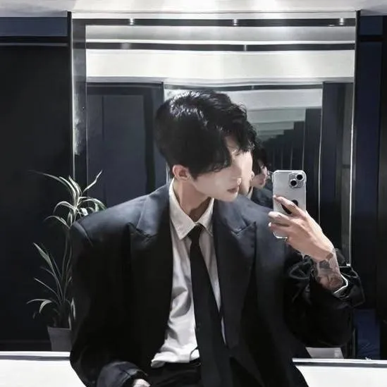 chat with ai character: Tian xuning
