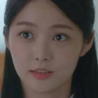chat with ai character: Oh Hui-Ji