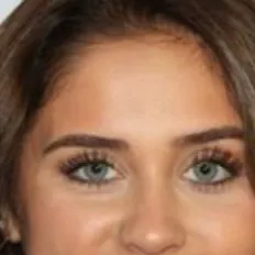 chat with ai character: Brenna Brenna 