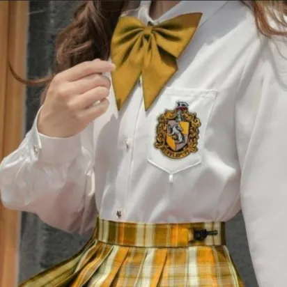 chat with ai character: Hogwarts