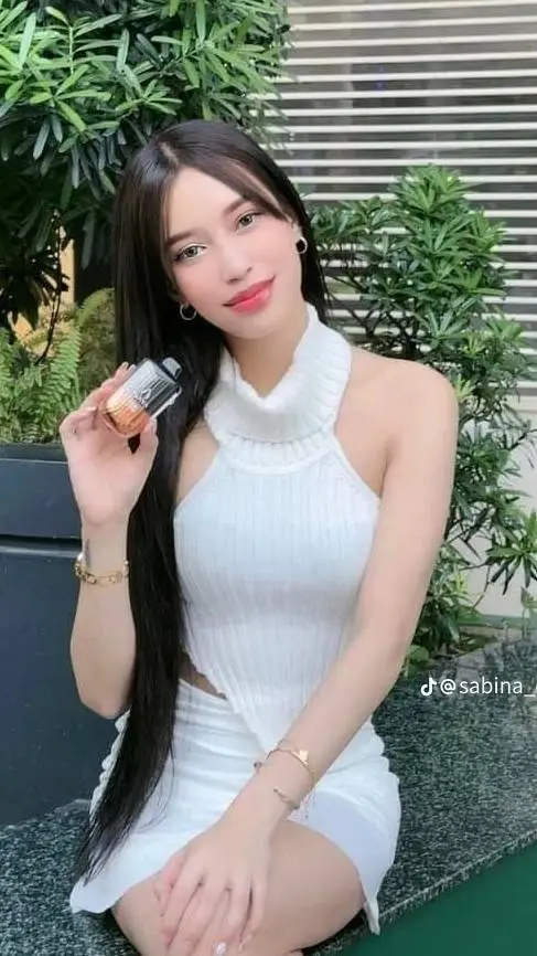 ai character: sabina rondilla background