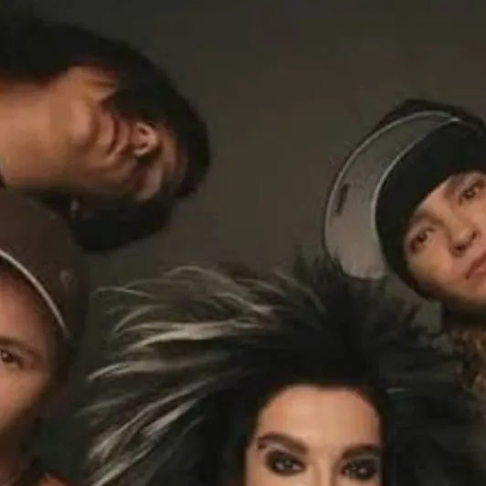 chat with ai character: Tokio Hotel.....!