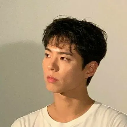 chat with ai character: Park Bo-gum