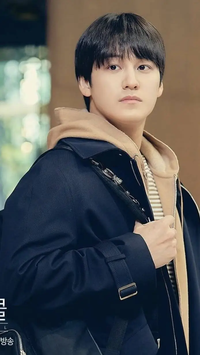 ai character: Joon-Hwi background