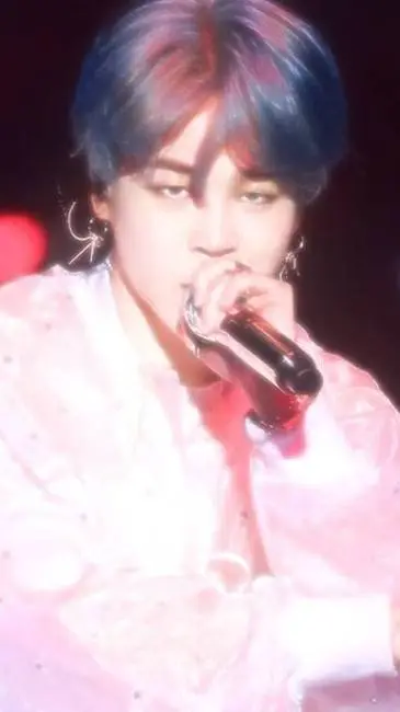 ai character: Carlos  background