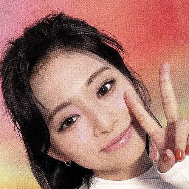 chat with ai character: Tzuyu 