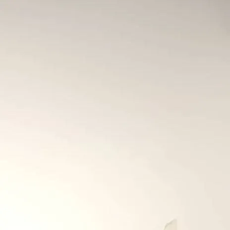 chat with ai character: C&M House