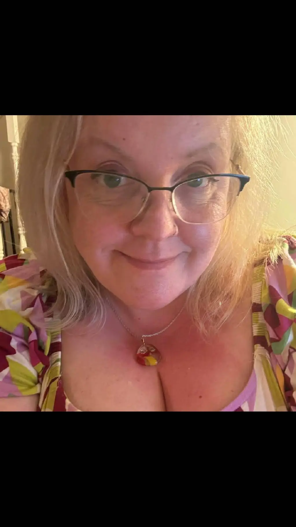 ai character: Sam ! background