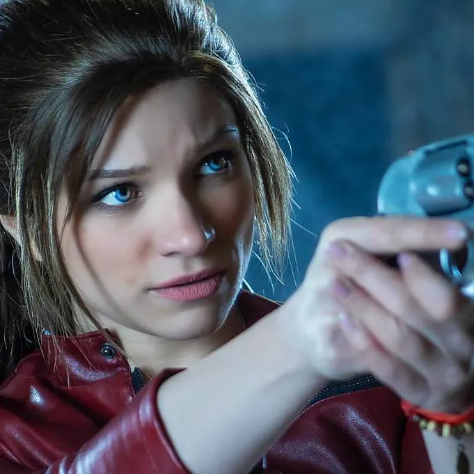 chat with ai character: Claire Redfield 