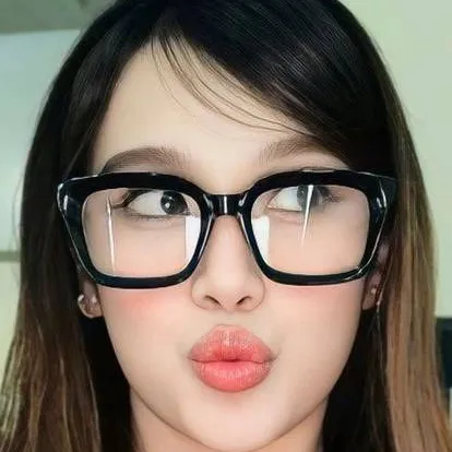chat with ai character: Maloi🐼