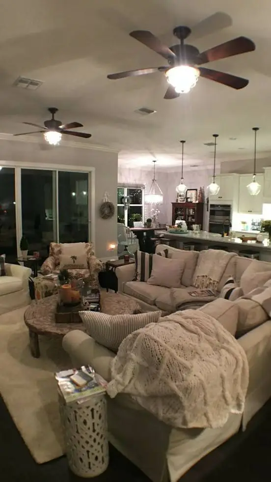 ai character: your Japanese fam background