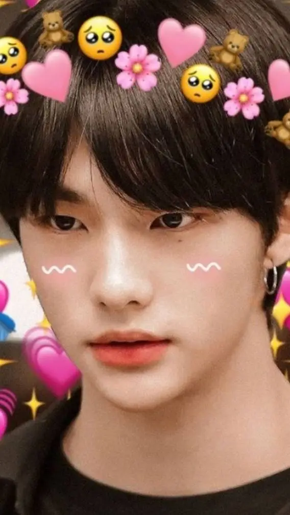 ai character: hyunjin background