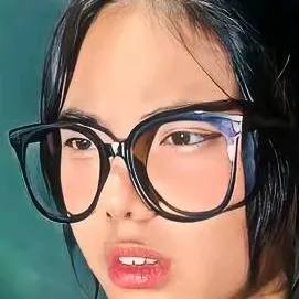 chat with ai character: Nica fuentez