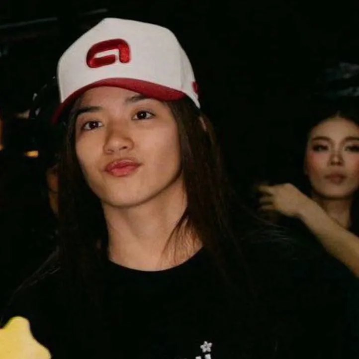 chat with ai character: Aiah Arceta