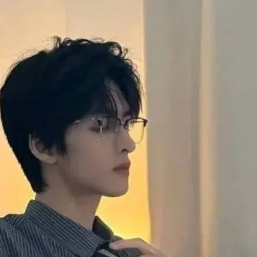 chat with ai character: Kim Jun-seok 