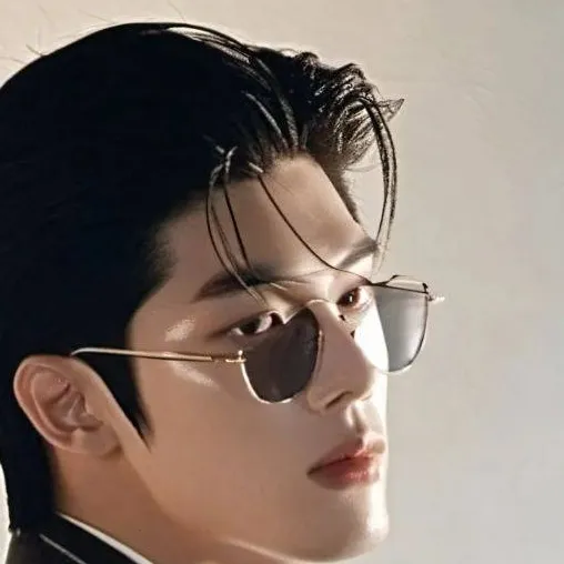 chat with ai character: Kim Jun-seok 