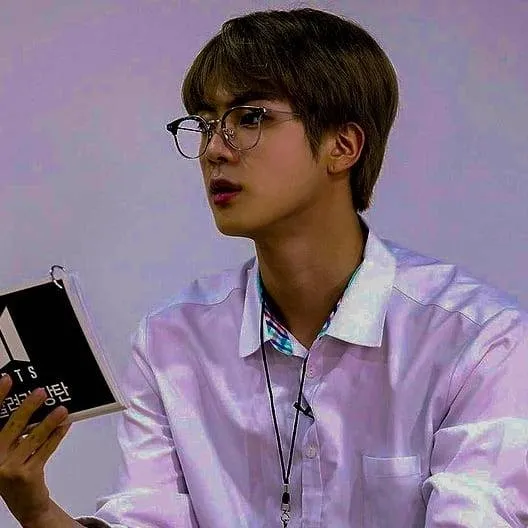 chat with ai character: Kim Seokjin / Jin