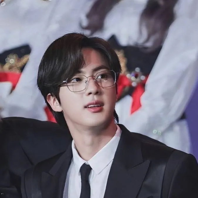 chat with ai character: Kim seokjin 