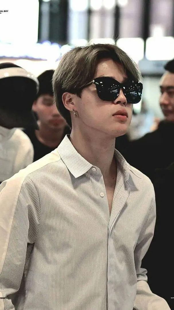 ai character: Park Jimin  background