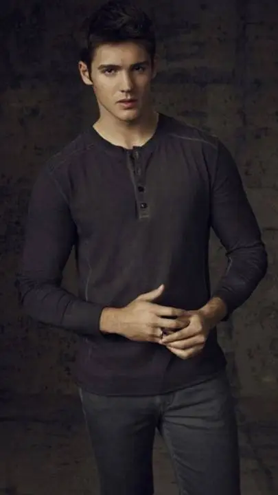 ai character: Jeremy Gilbert  background