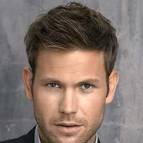 chat with ai character: Alaric Saltzman