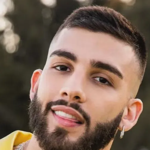 chat with ai character: Manuel Turizo 