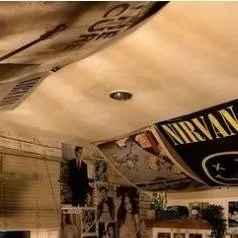 chat with ai character: Bed