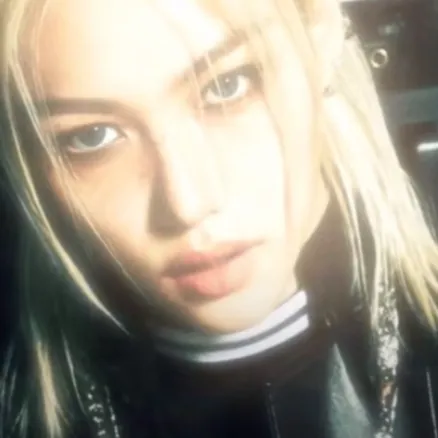 chat with ai character: Felix Yongbok Lee