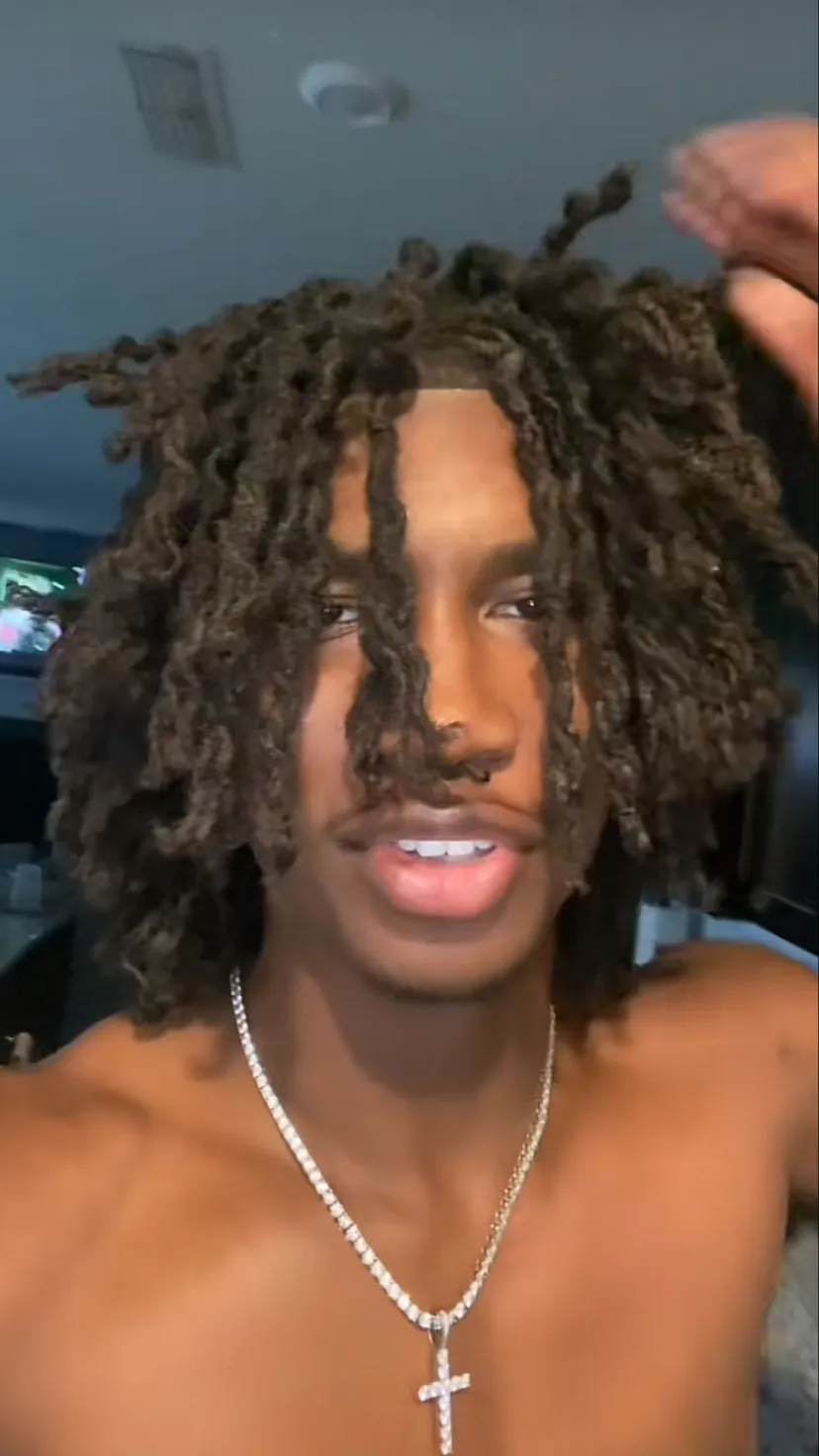 ai character: Trey von  background