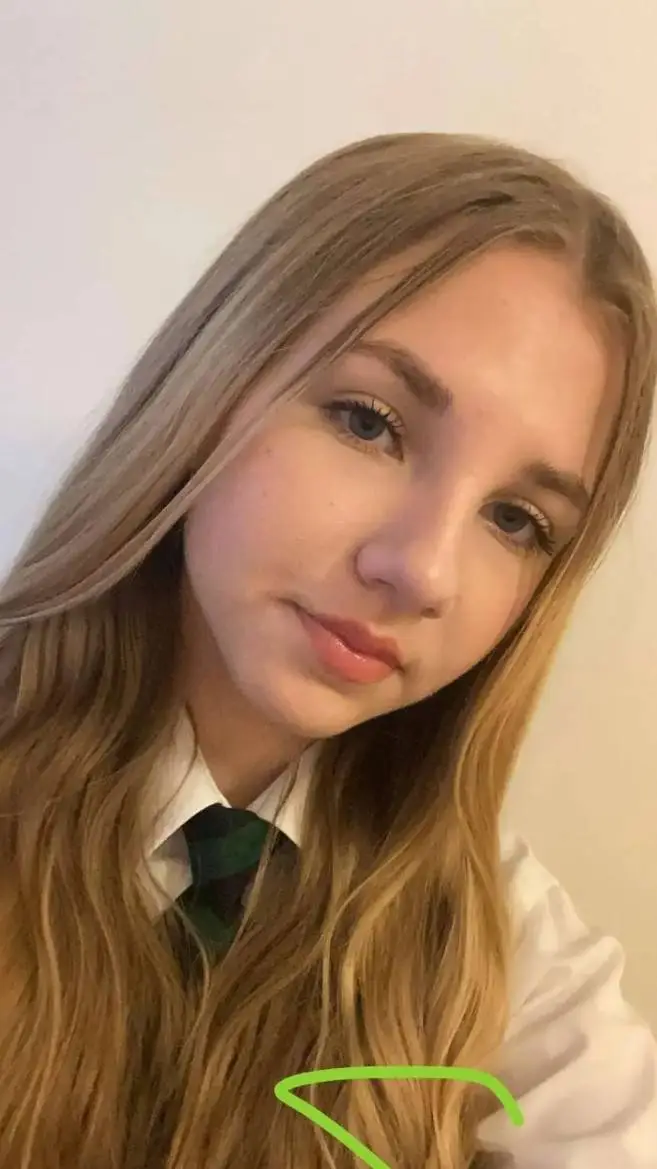 ai character: ella background