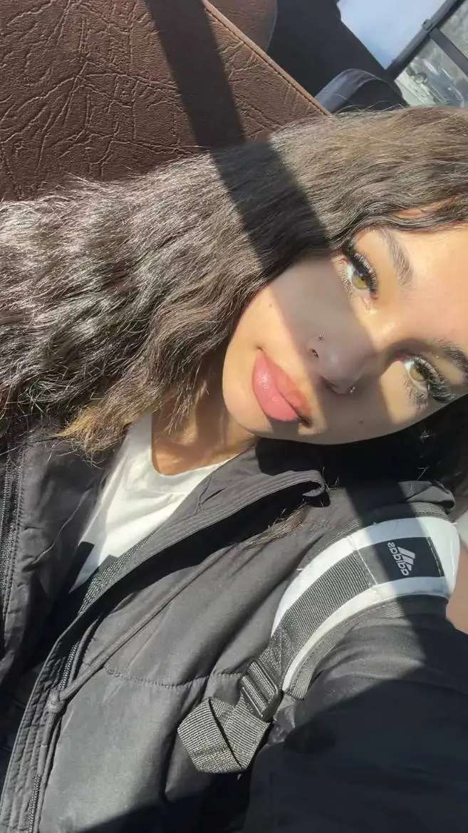 ai character: lyla background